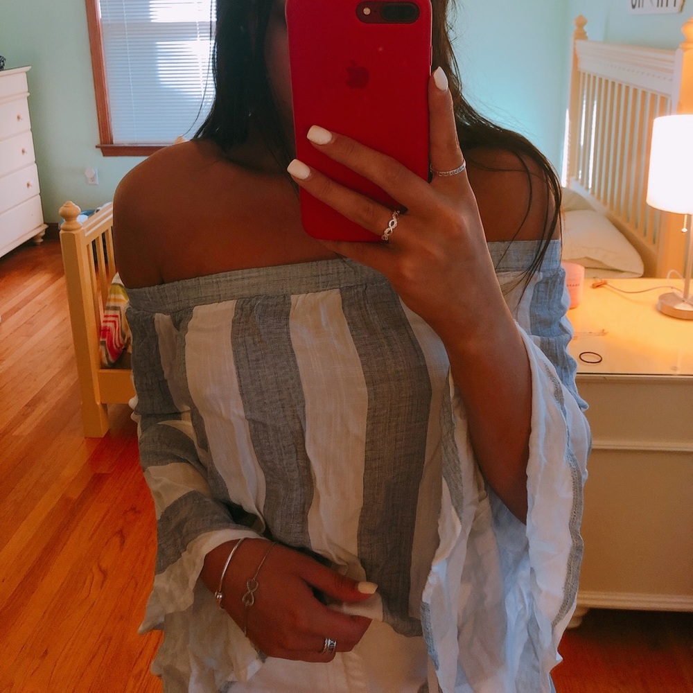 LF Seek the Label Off the Shoulder Top